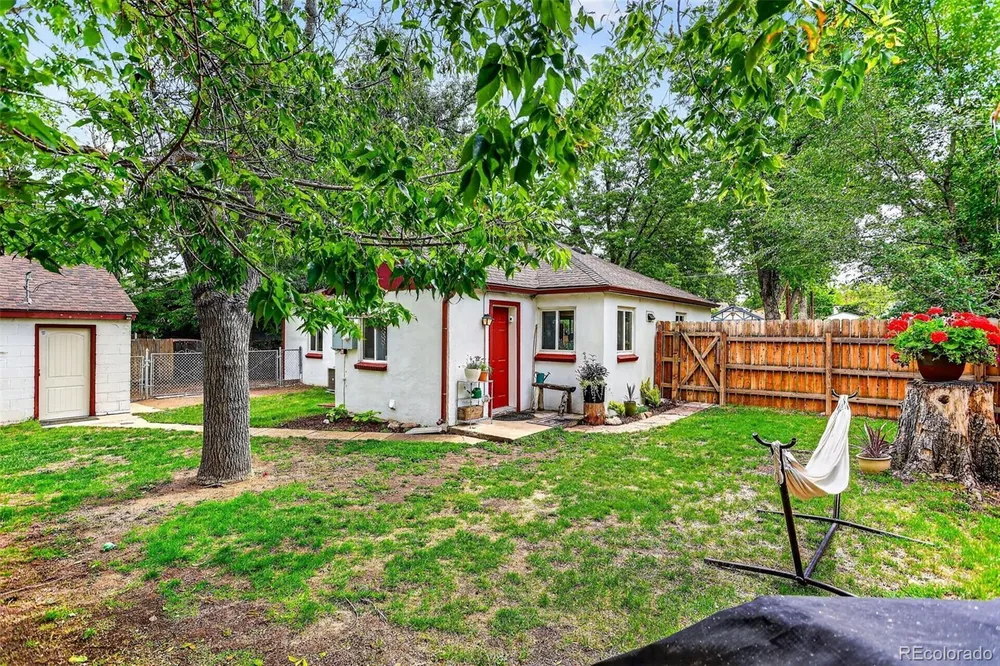 5331 Primrose Ln, Denver, CO 80221