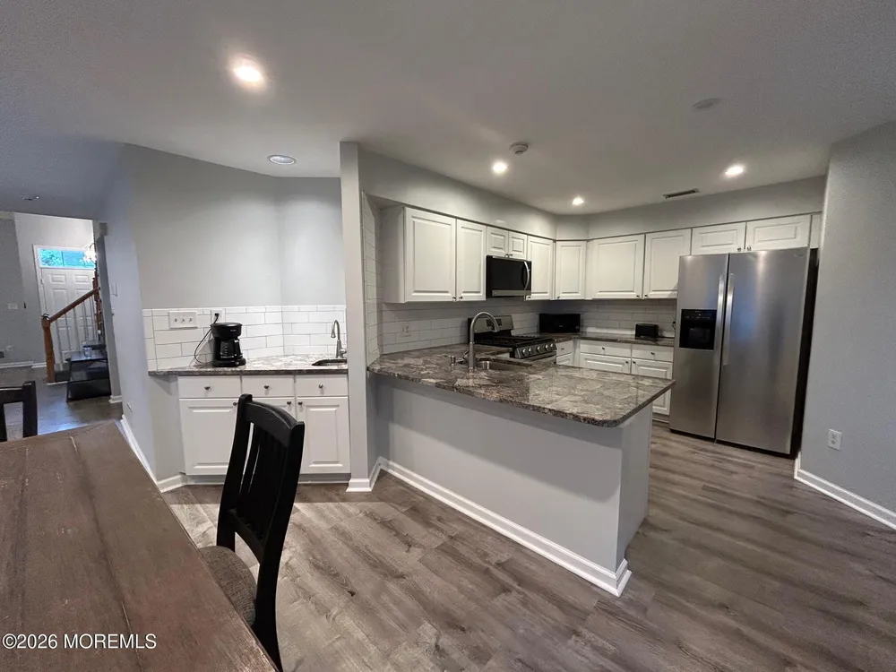48 Winthrop Rd, Monroe, NJ 08831