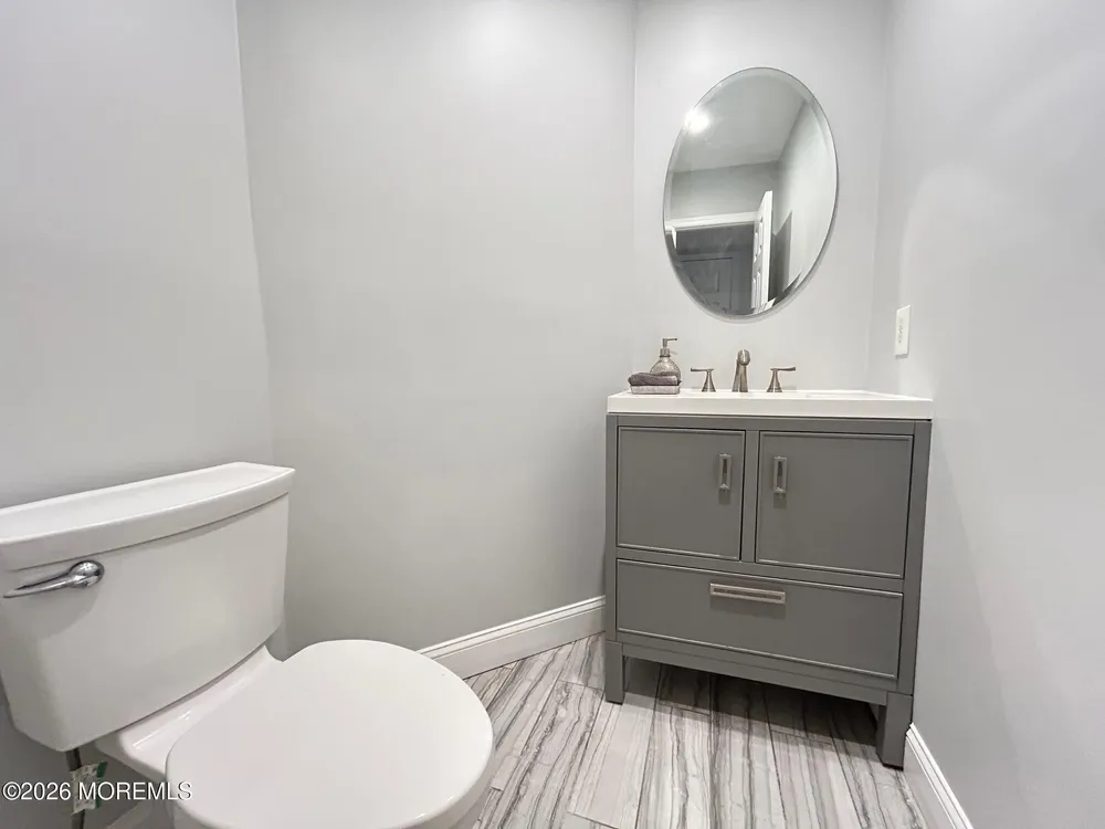 48 Winthrop Rd, Monroe, NJ 08831