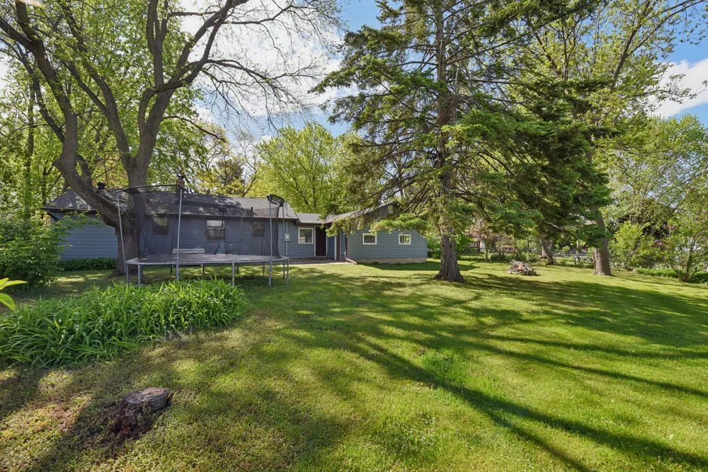 6101 Upper Afton Circle, Woodbury, MN 55125