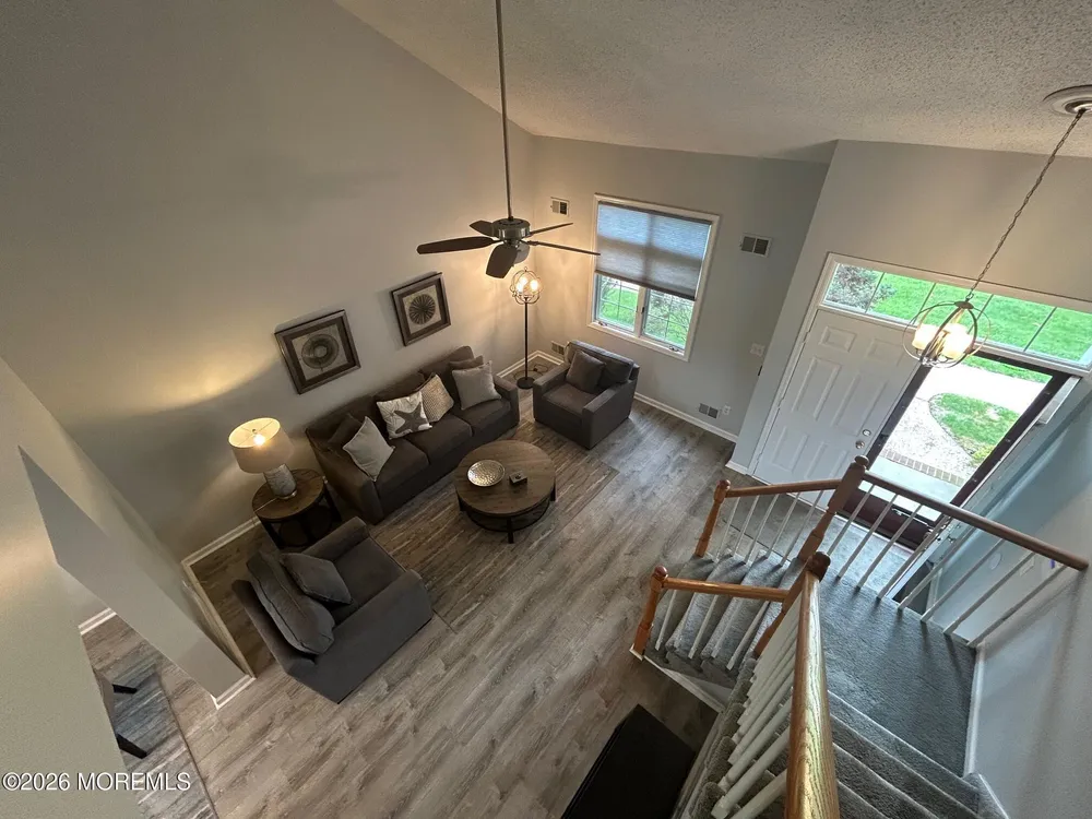48 Winthrop Rd, Monroe, NJ 08831