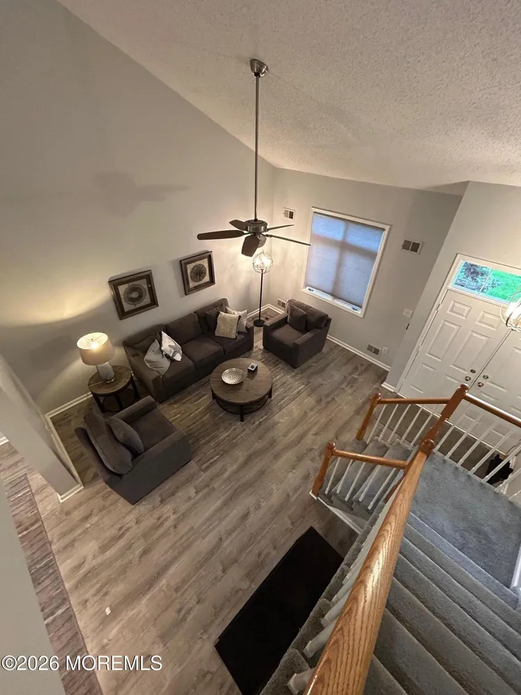 48 Winthrop Rd, Monroe, NJ 08831
