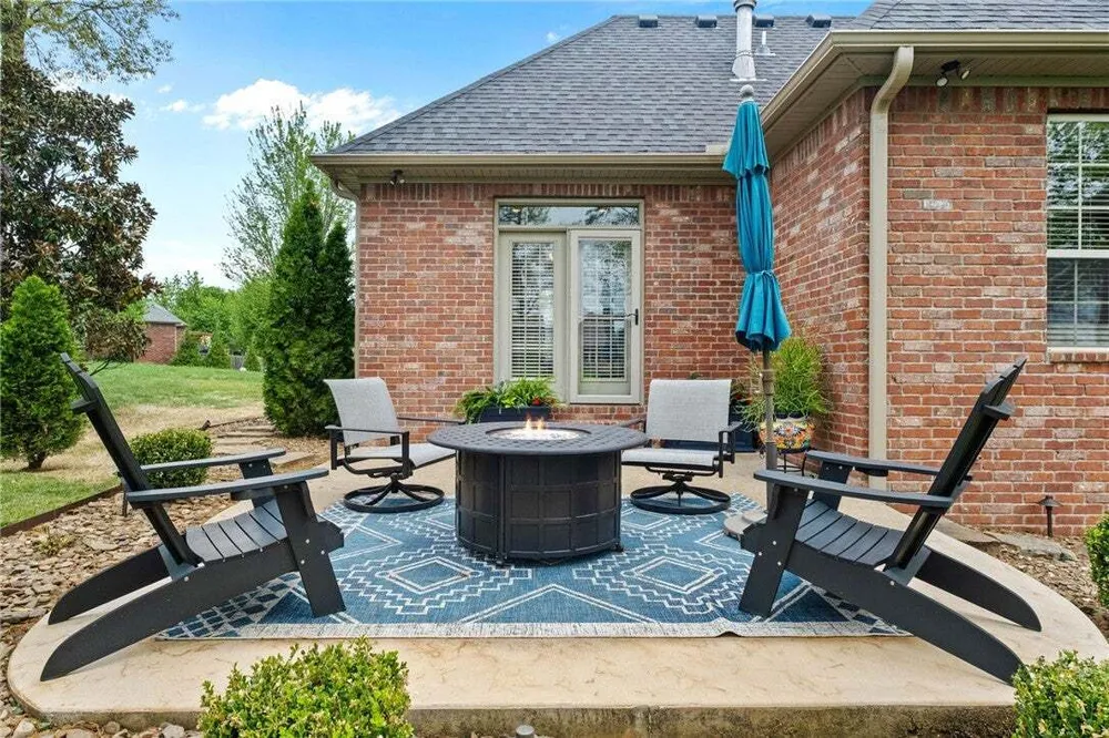 5510 Altamonte Rd, Rogers, AR 72758