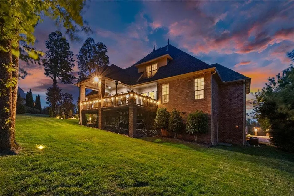 5510 Altamonte Rd, Rogers, AR 72758