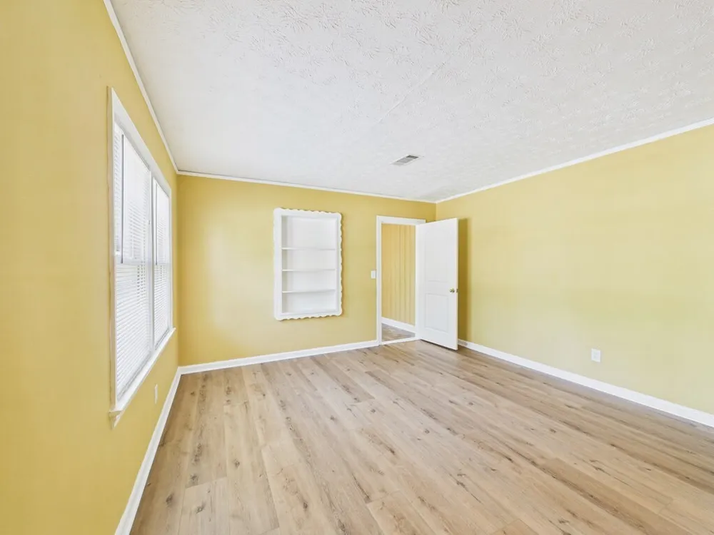2937 Mimosa St, Columbus, GA 31906