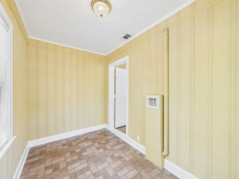 2937 Mimosa St, Columbus, GA 31906