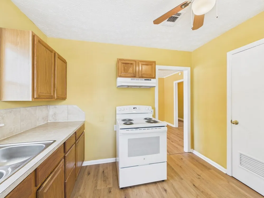 2937 Mimosa St, Columbus, GA 31906