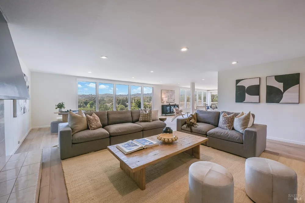 54 Bay Vista Dr, Mill Valley, CA 94941