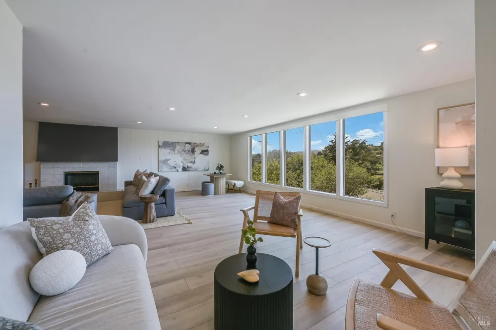54 Bay Vista Dr, Mill Valley, CA 94941