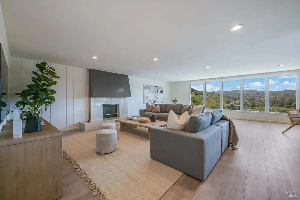 54 Bay Vista Dr, Mill Valley, CA 94941