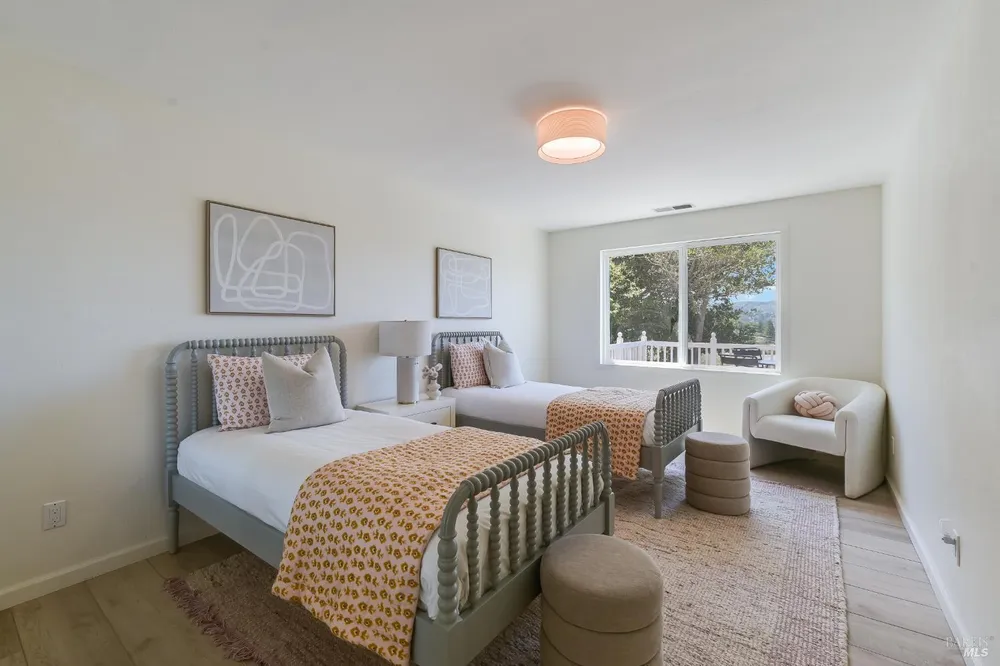 54 Bay Vista Dr, Mill Valley, CA 94941