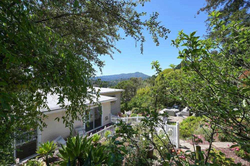 54 Bay Vista Dr, Mill Valley, CA 94941