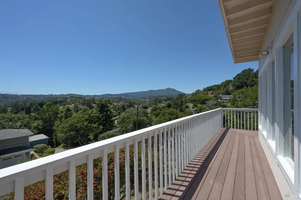 54 Bay Vista Dr, Mill Valley, CA 94941