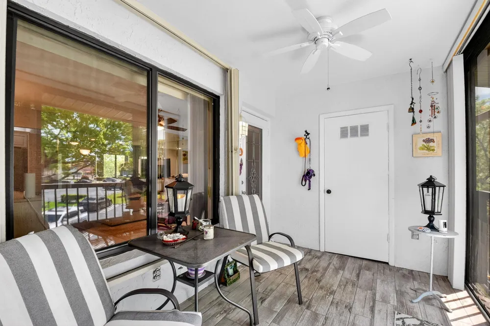 207 Pine Hov Circle, Greenacres, FL 33463
