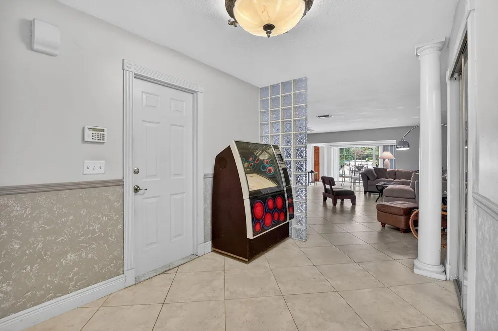 23153 SW 60th Way, Boca Raton, FL 33428
