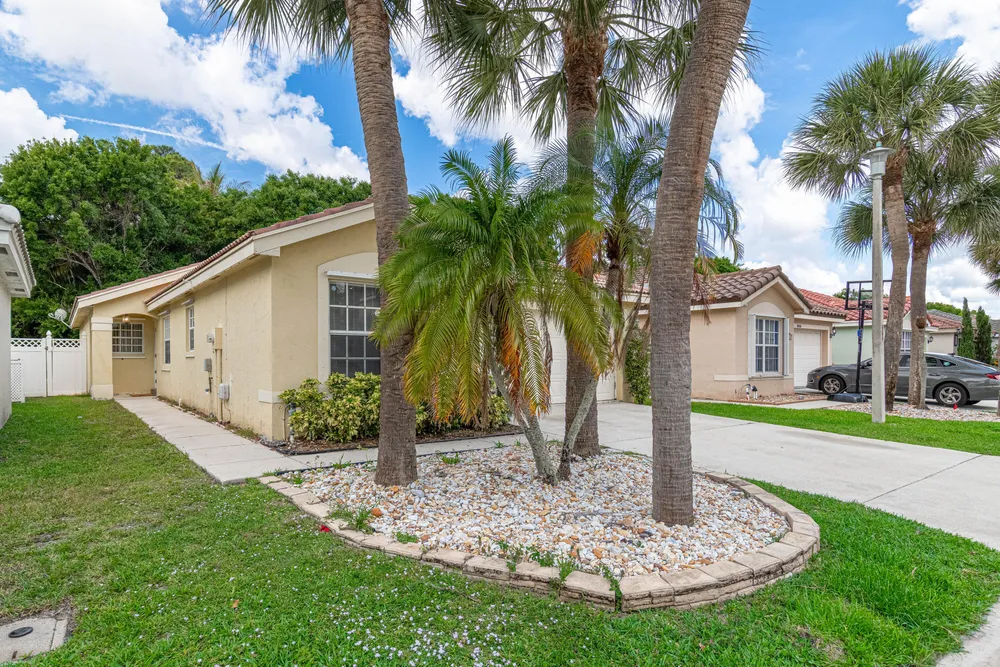 8057 Stirrup Cay Ct, Boynton Beach, FL 33436