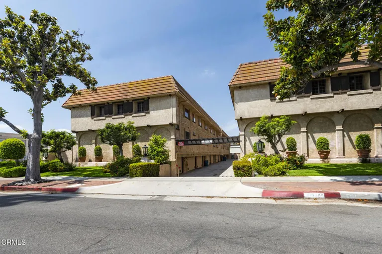 105 N Almansor St, Alhambra, CA 91801