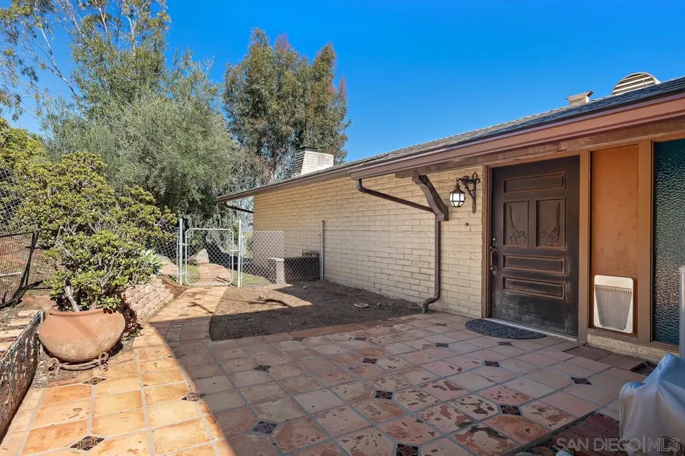 1449 Bernita Way, El Cajon, CA 92020