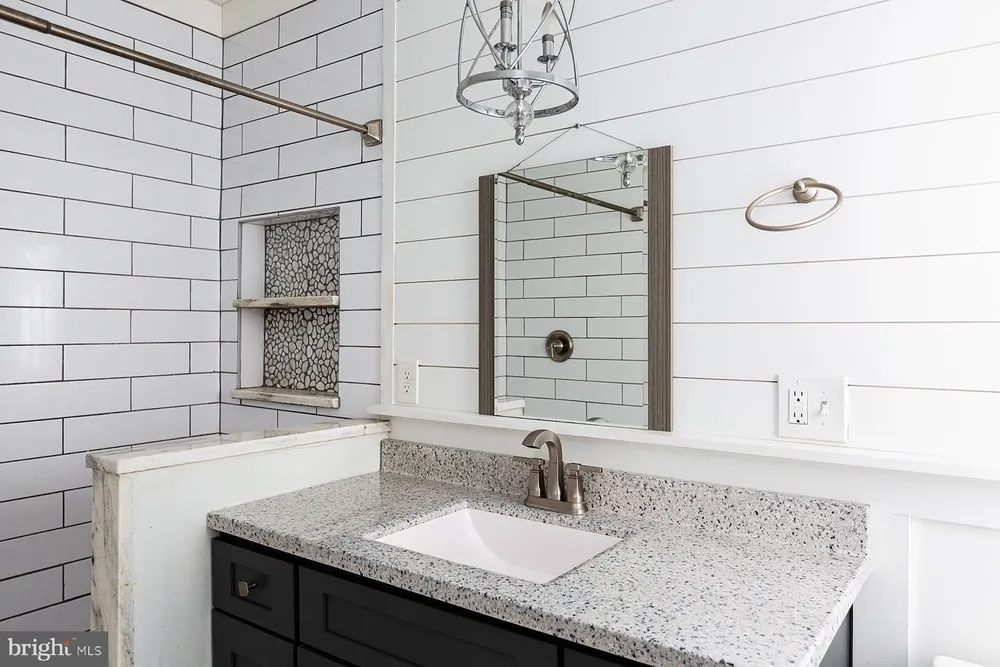 138 Laurel St, Lancaster, PA 17603
