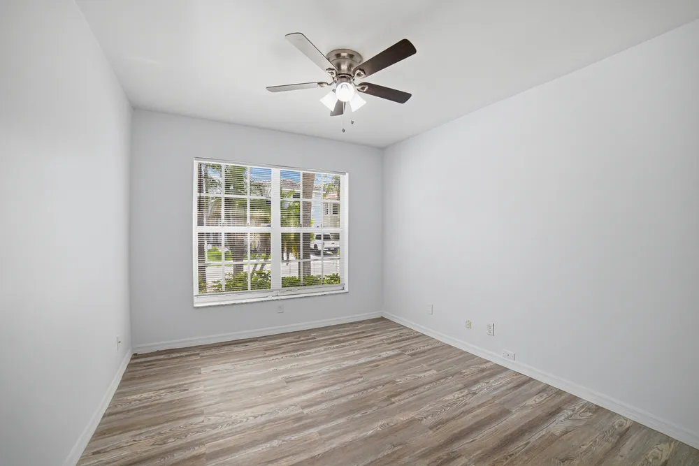 8057 Stirrup Cay Ct, Boynton Beach, FL 33436