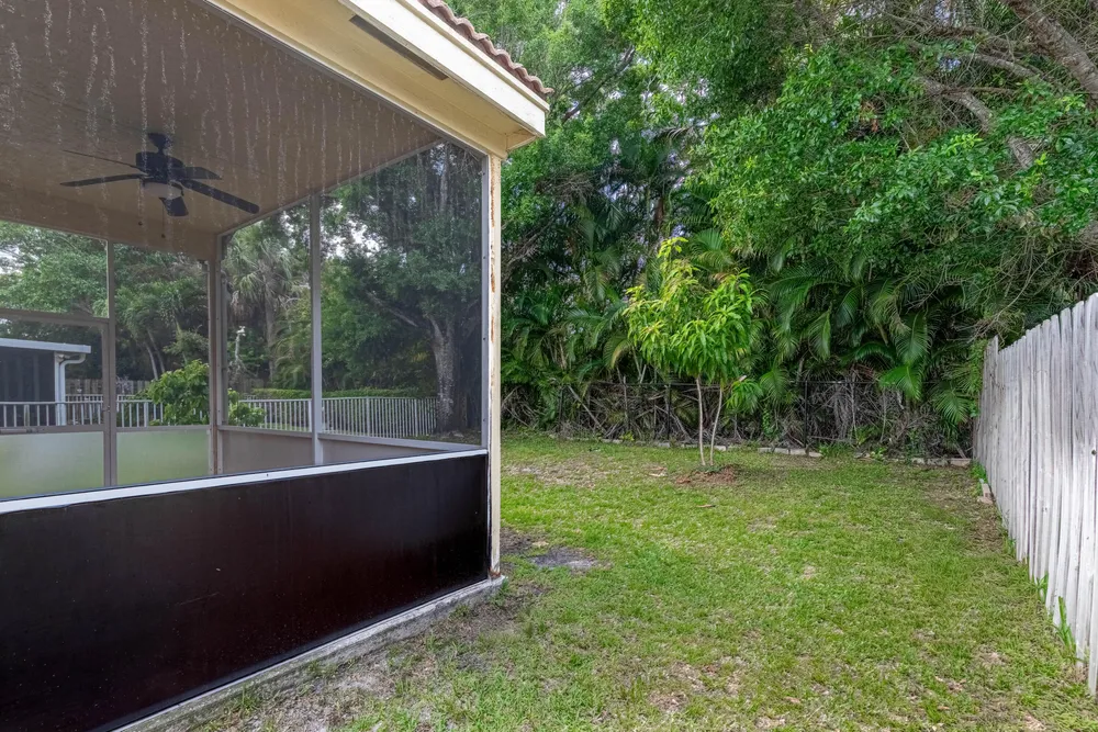 8057 Stirrup Cay Ct, Boynton Beach, FL 33436