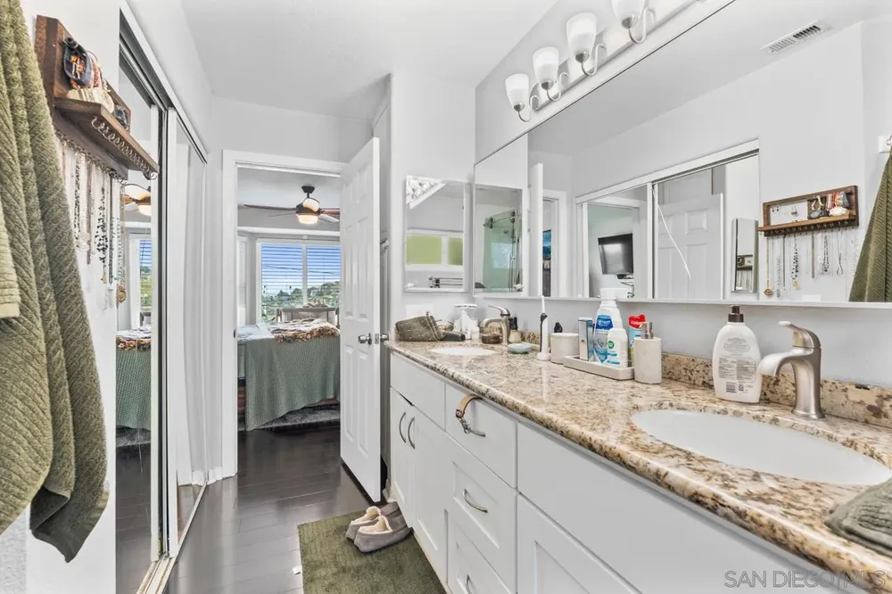 1229 LA MESA AVE, Spring Valley, CA 91977