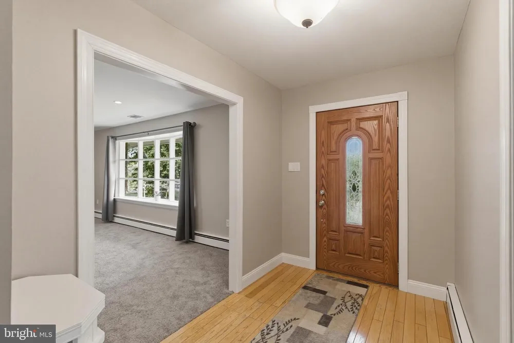 642 Knoll Dr, Lansdale, PA 19446