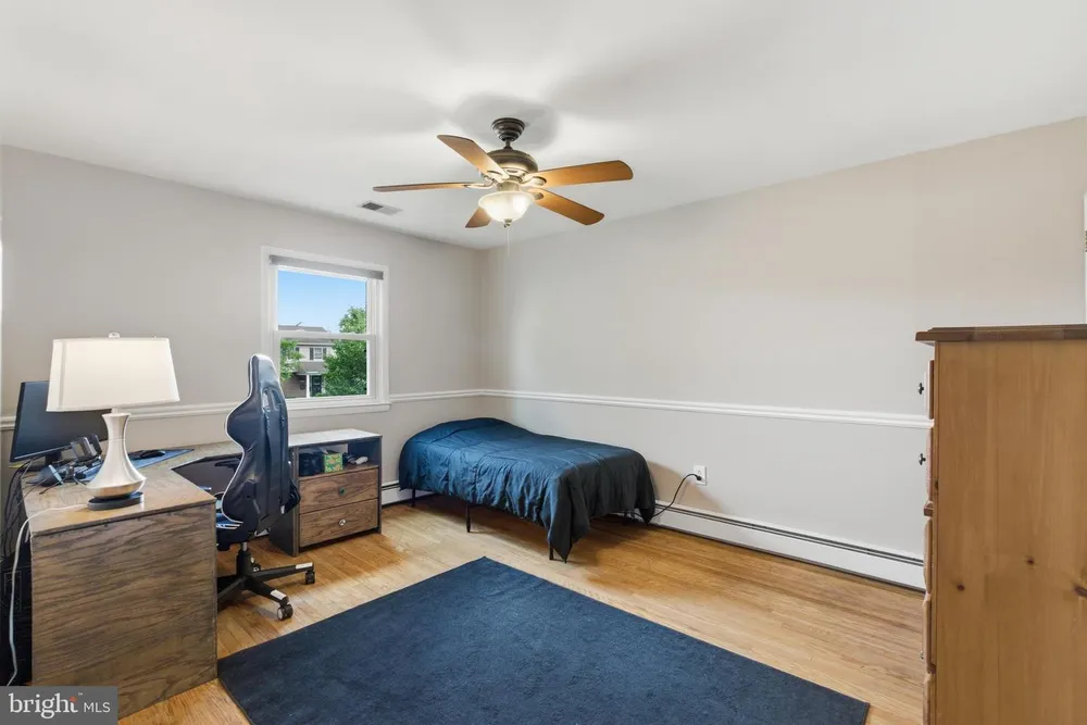 642 Knoll Dr, Lansdale, PA 19446