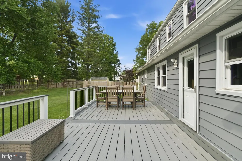 642 Knoll Dr, Lansdale, PA 19446