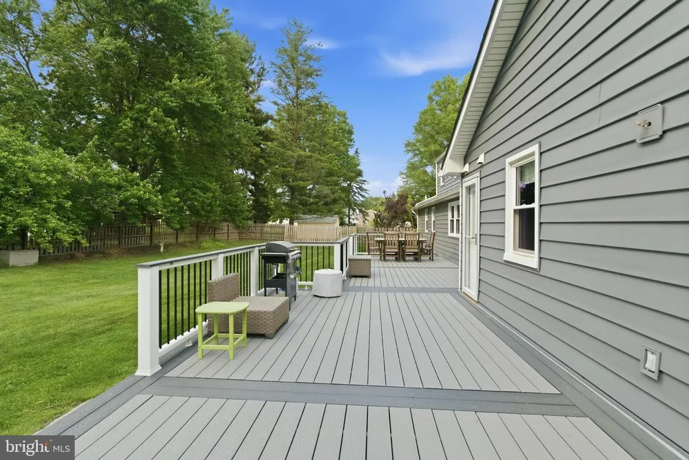 642 Knoll Dr, Lansdale, PA 19446