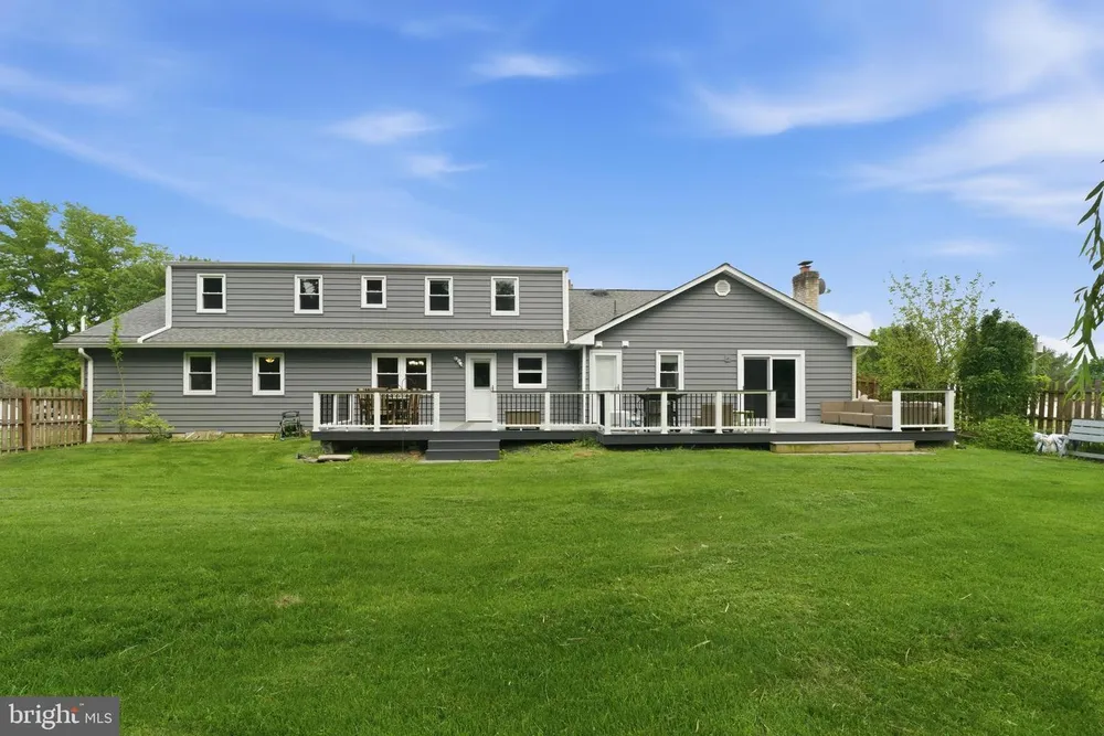 642 Knoll Dr, Lansdale, PA 19446