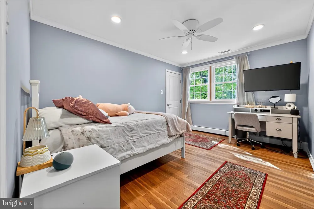 2222 Oak Terrace, Lansdale, PA 19446