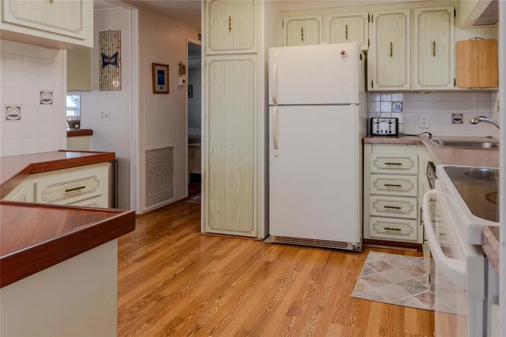 2100 Kings Hwy, Punta Gorda, FL 33980