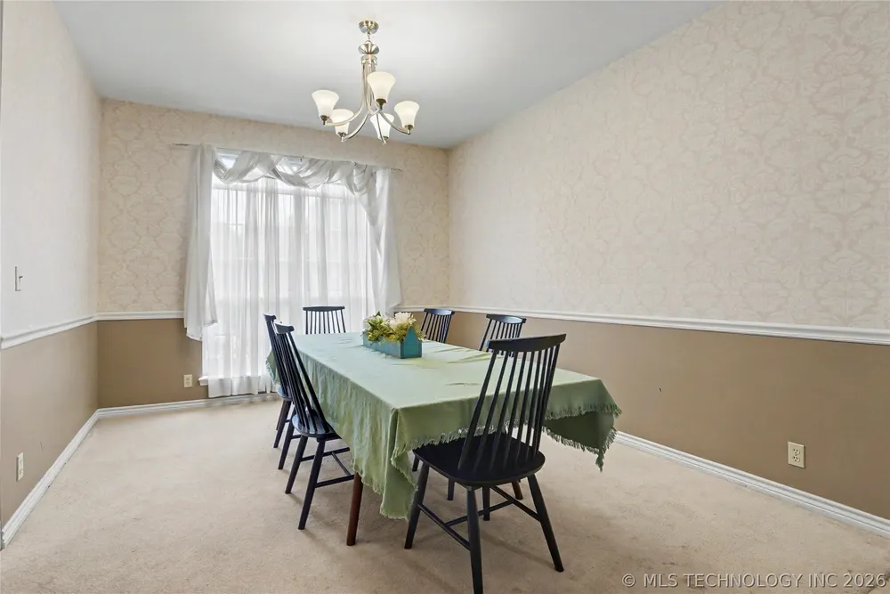 113 S Aster Ave, Broken Arrow, OK 74012