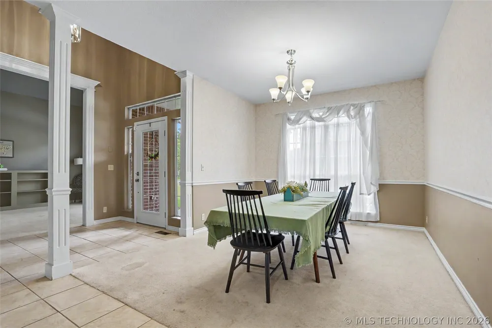113 S Aster Ave, Broken Arrow, OK 74012