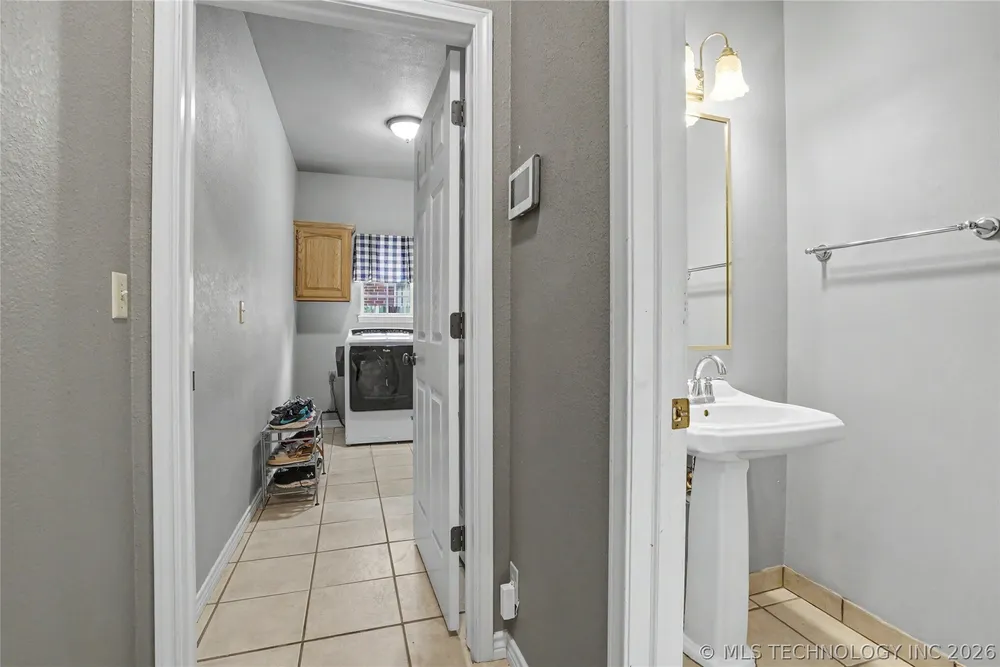 113 S Aster Ave, Broken Arrow, OK 74012