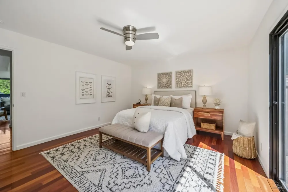 50 Blackstone Dr, San Rafael, CA 94903