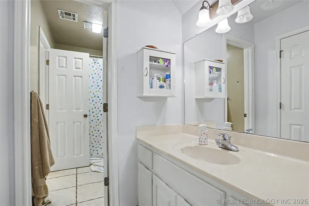 113 S Aster Ave, Broken Arrow, OK 74012