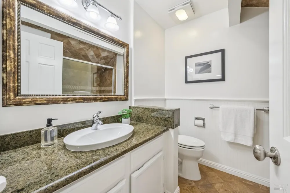50 Blackstone Dr, San Rafael, CA 94903