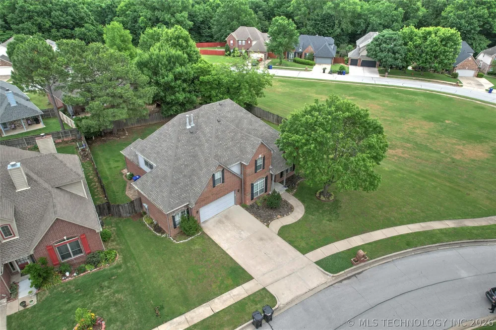 113 S Aster Ave, Broken Arrow, OK 74012