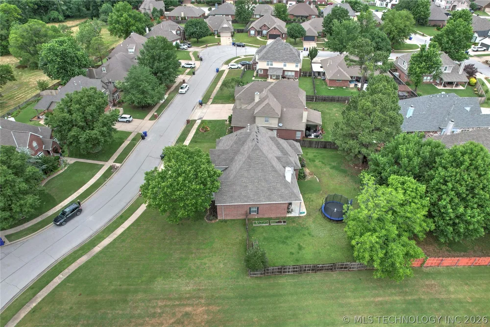 113 S Aster Ave, Broken Arrow, OK 74012