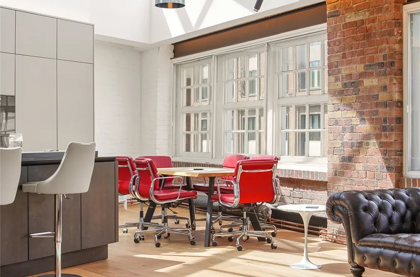 Clerkenwell Road, EC1M