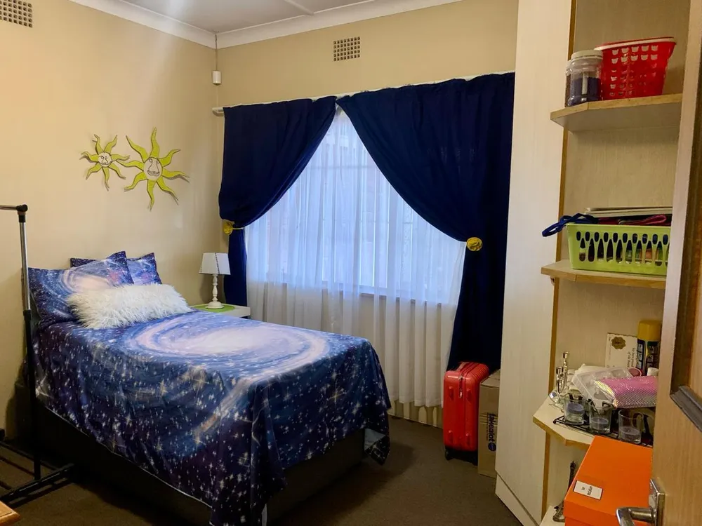 South Africa, Gauteng, Eastleigh, High Road, 51