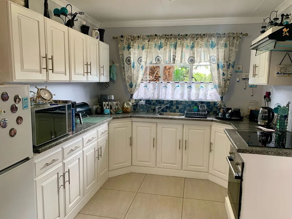 South Africa, Gauteng, Eastleigh, High Road, 51