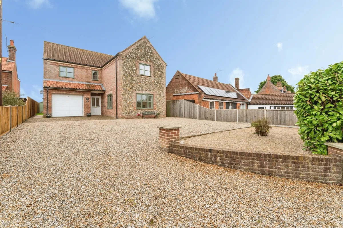The Street, Hindolveston, Dereham
