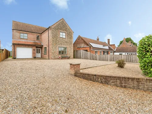 The Street, Hindolveston, Derehamphoto