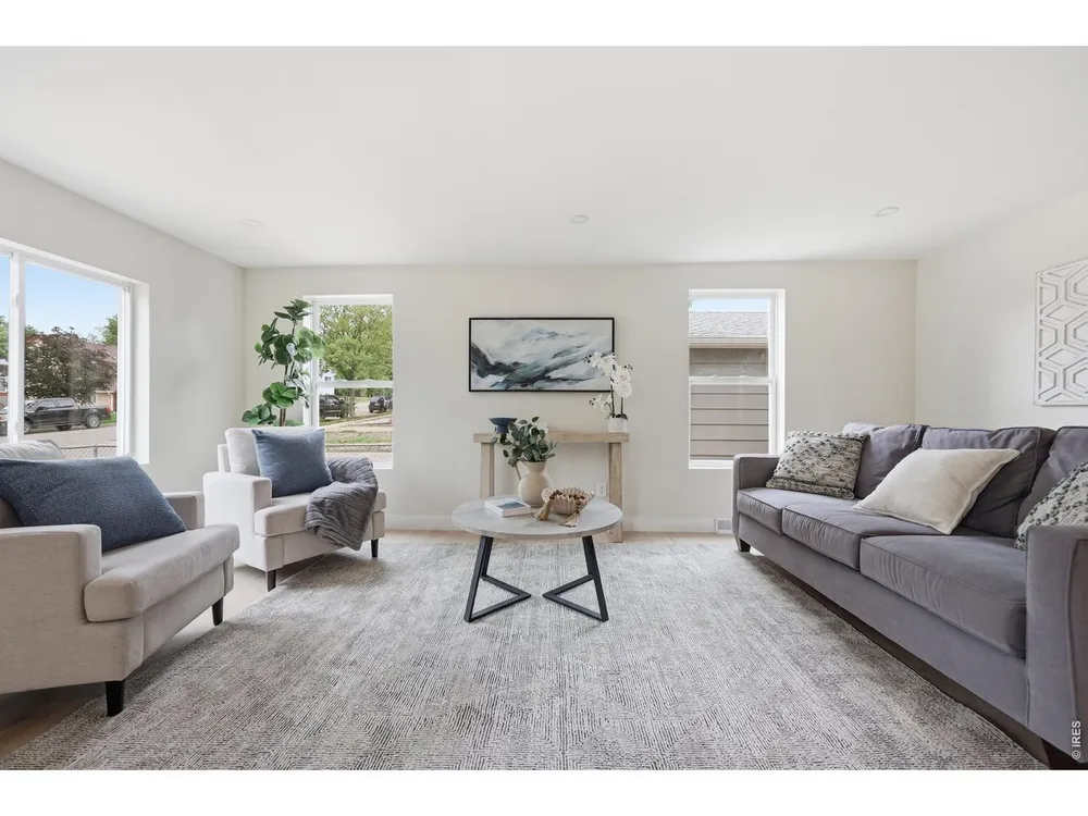 206 Bowen St, Longmont, CO 80501