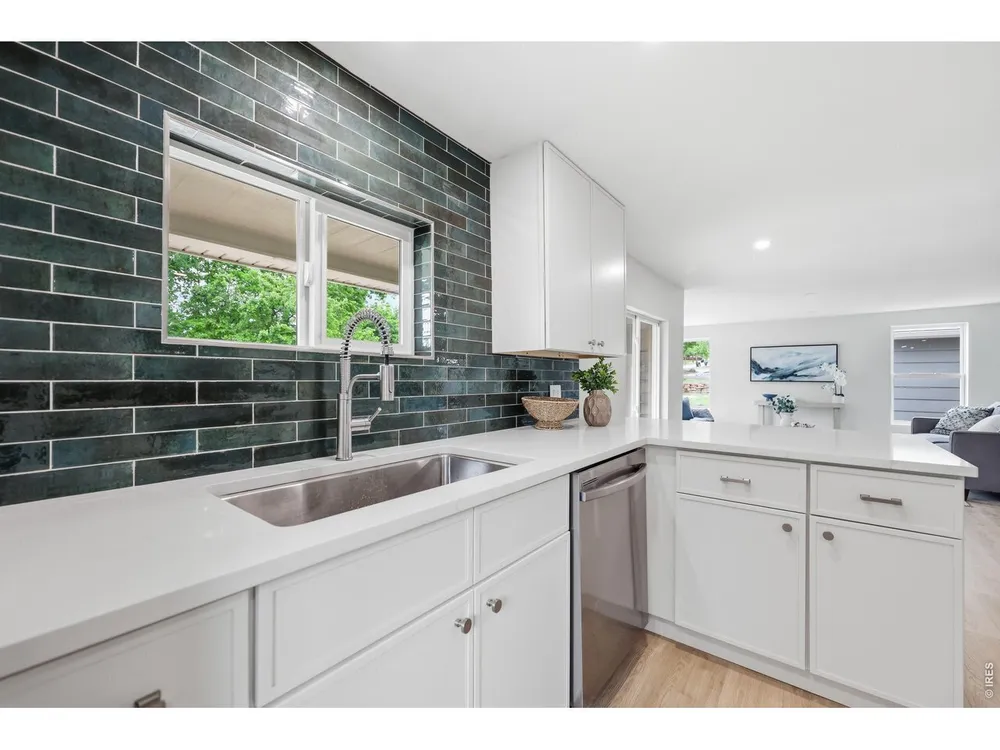 206 Bowen St, Longmont, CO 80501