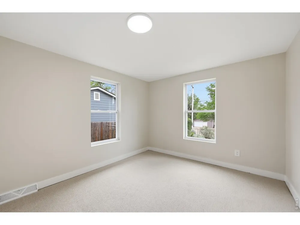 206 Bowen St, Longmont, CO 80501