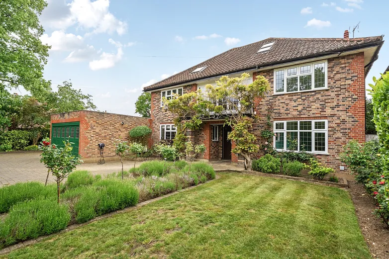 properties-for-sale-in-esher